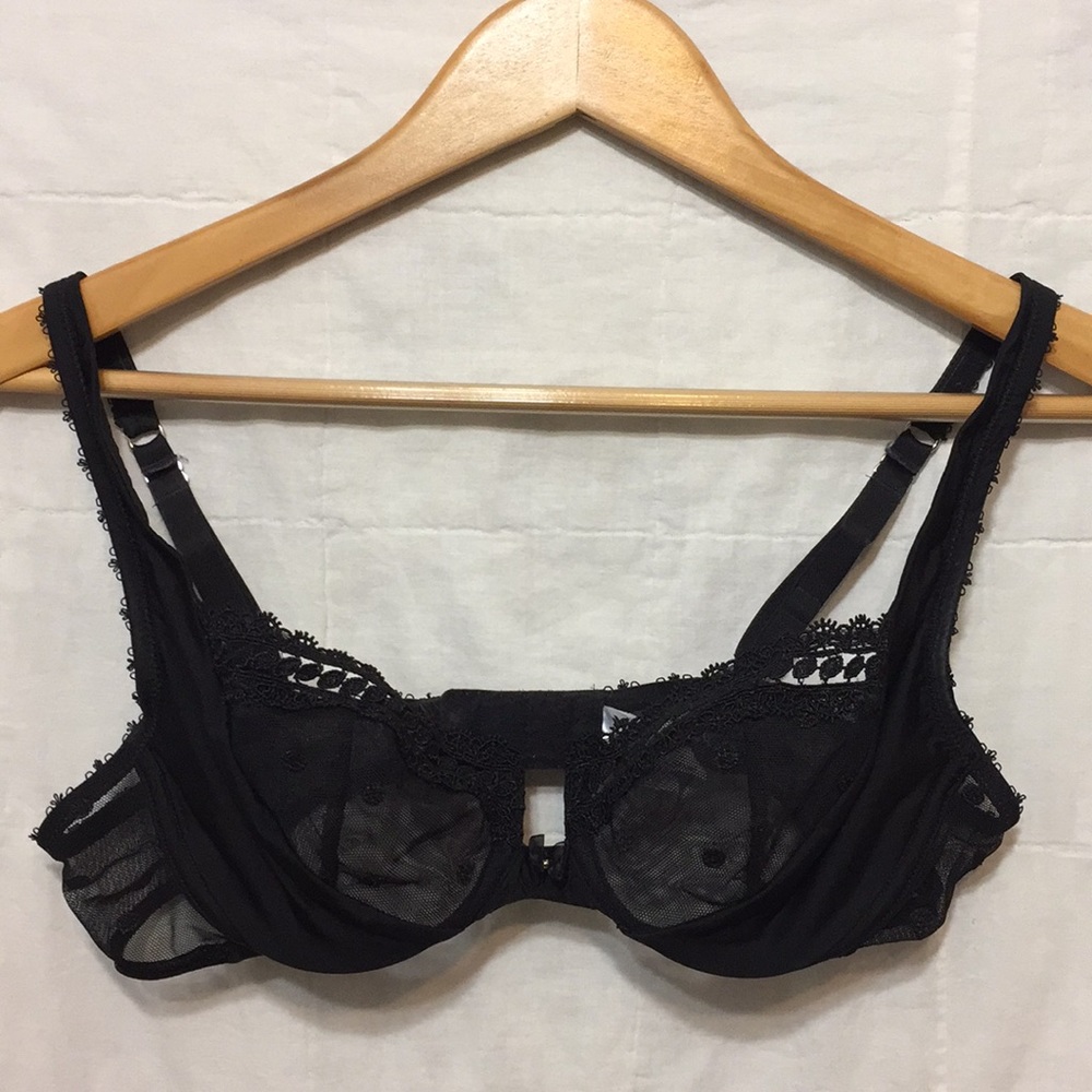Wacoal black lace bra